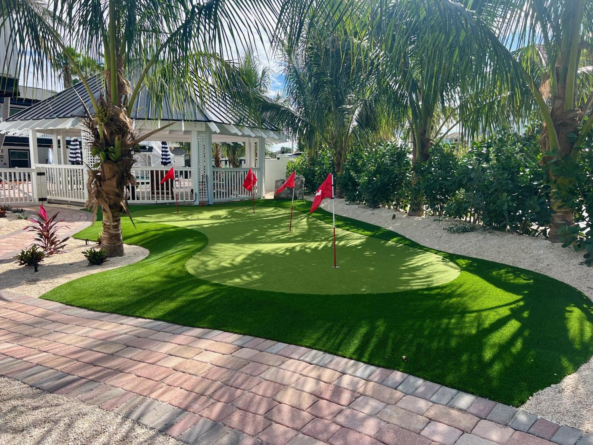 Tropic Isle At Anna Maria Island Inn ブレイデントン・ビーチ エクステリア 写真